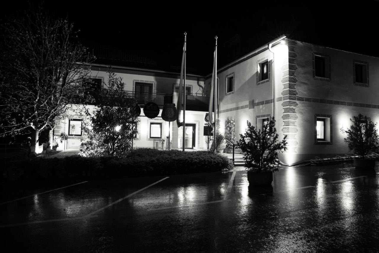 Schlosstaverne Thannhausen Weiz Εξωτερικό φωτογραφία